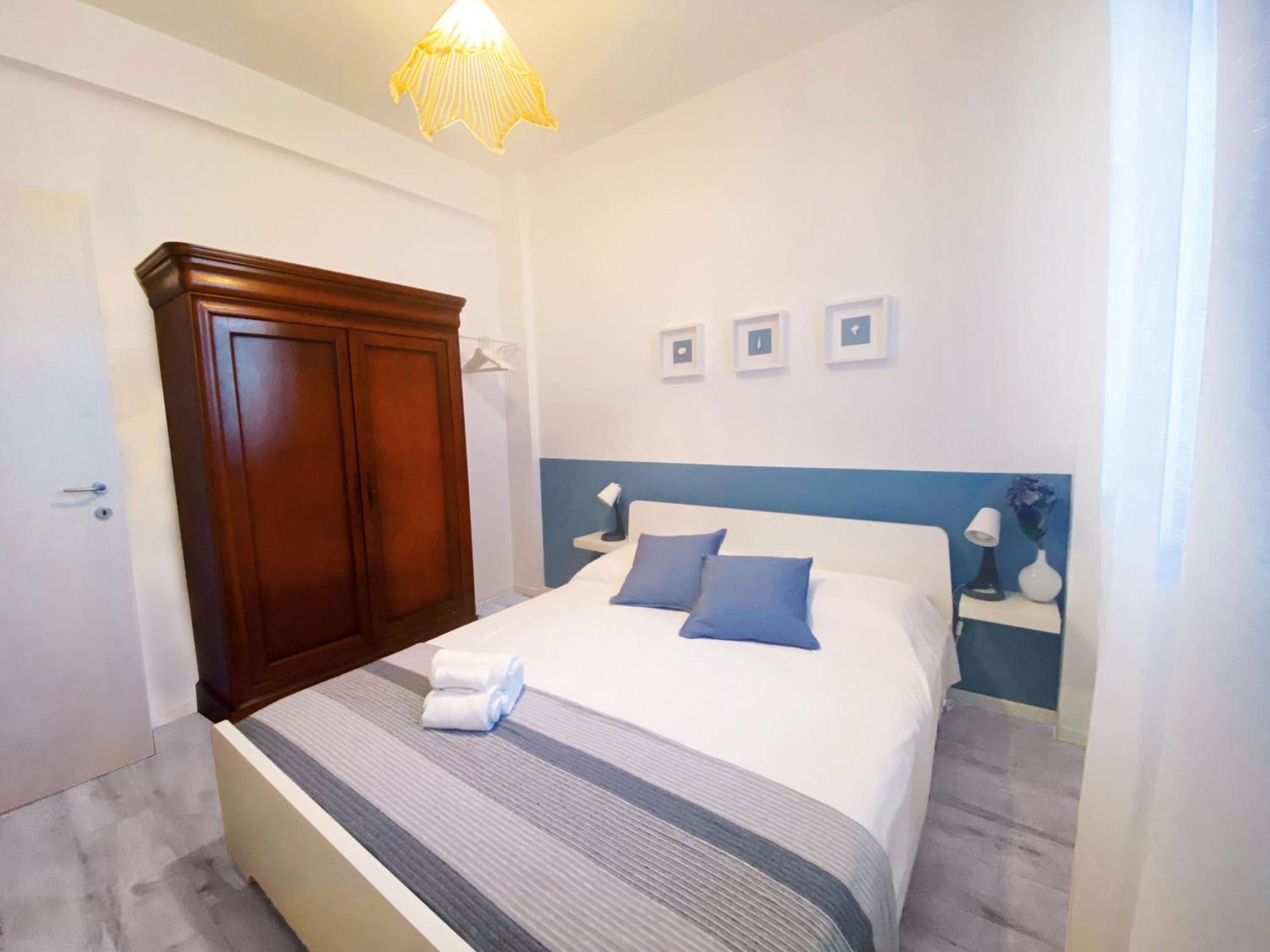 Beautiful Renovated Apartment ,Next To The Beach ! Air-C, Free Parking! Nice Exteriör bild